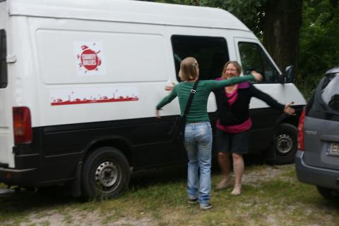 Meeting up with Ola (photo by Florien)